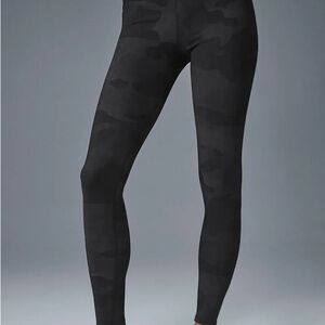 ALO Yoga Black Camouflage Leggings